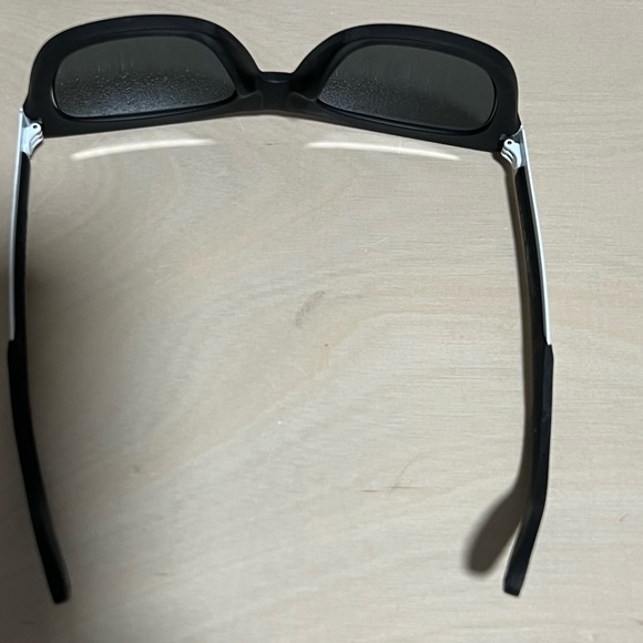 Givenchy Sunglasses - Picture 7 of 15